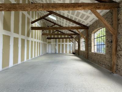 Local d'activité / Entrepôt - 118 m² - 1 pièce