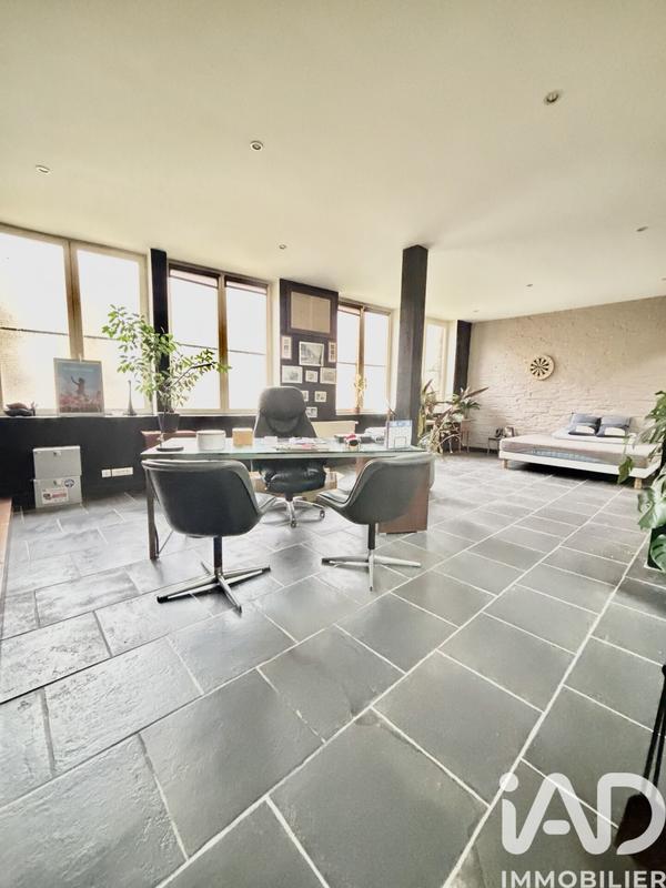 Loft - 330 m² - 7 pièces