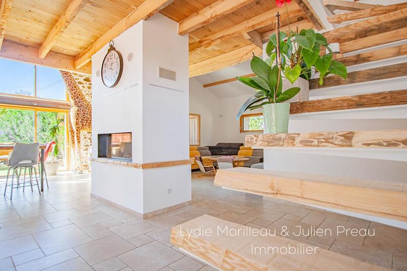 Maison - 196 m² - 8 pièces