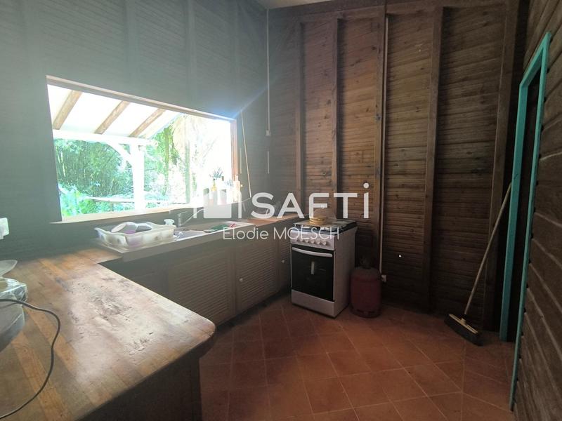 Maison - 180 m² - 7 pièces