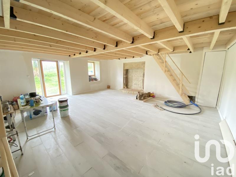 Maison - 250 m² - 6 pièces