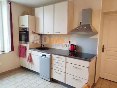 Maison - 232 m² - 8 pièces