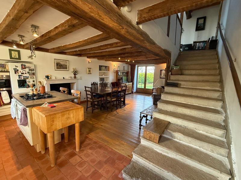 Maison de campagne - 238 m² - 8 pièces