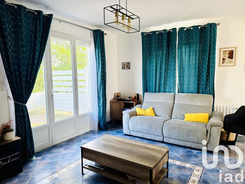 Maison - 180 m² - 8 pièces