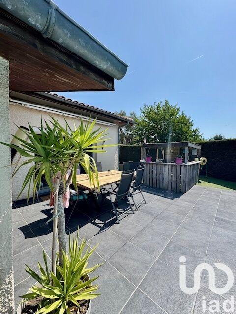 Maison - 98 m² - 4 pièces