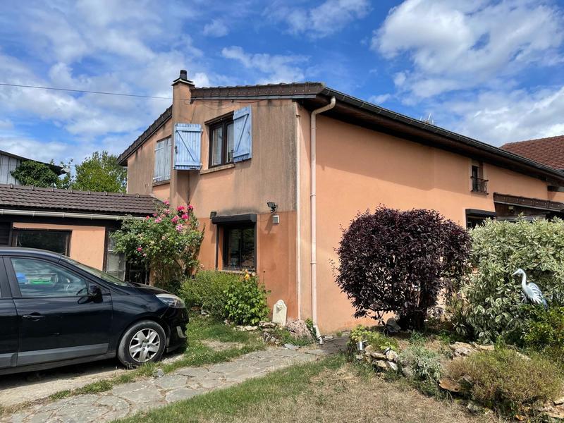 Maison - 138 m² - 8 pièces