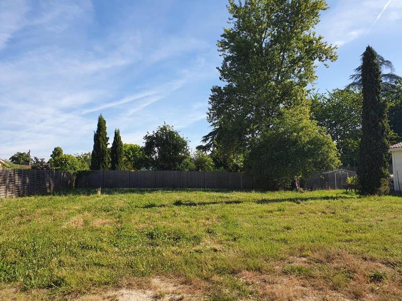 Terrain constructible - 675 m²