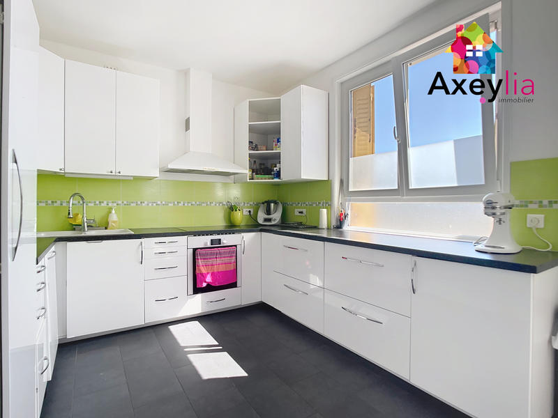 Immeuble - 313 m² - 12 pièces