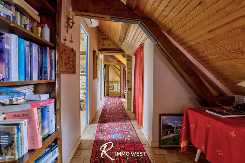 Maison ancienne - 253 m² - 9 pièces