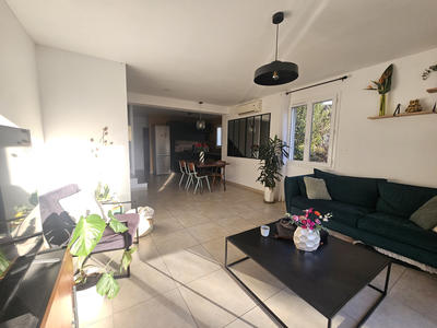 Maison - 83 m² - 4 pièces