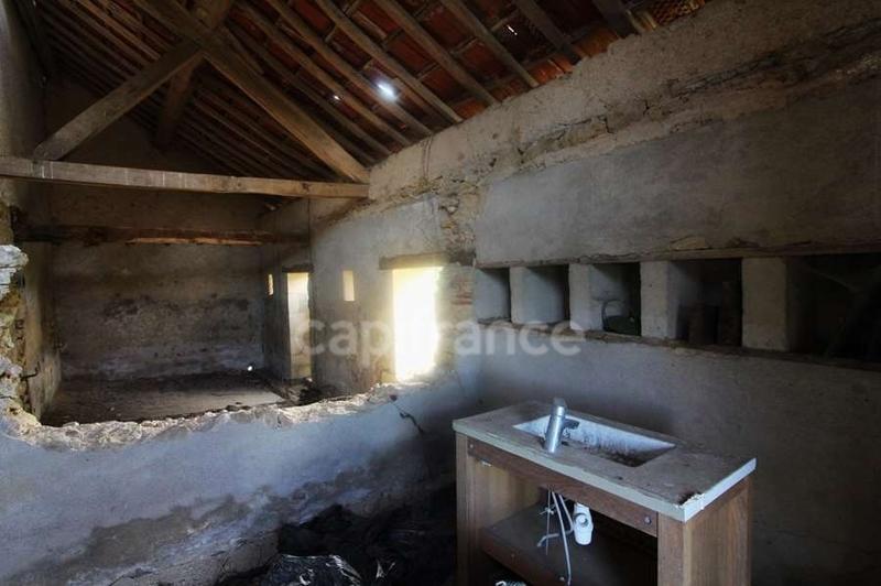 Fermette - 200 m² - 1 pièce