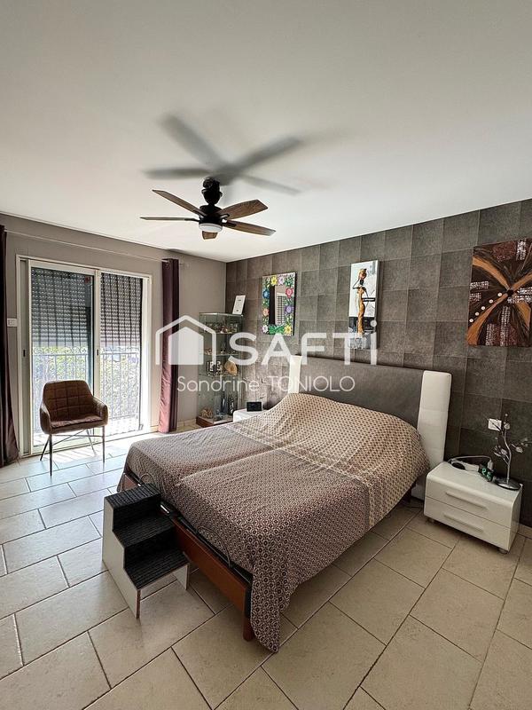 Villa - 207 m² - 5 pièces