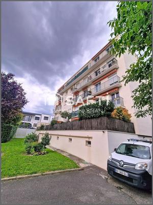 Appartement - 87 m² - 4 pièces