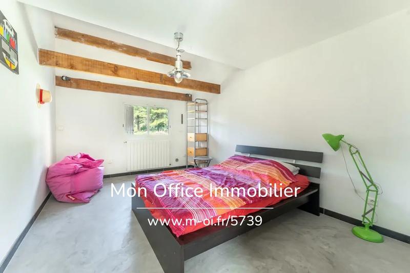 Villa - 240 m² - 5 pièces