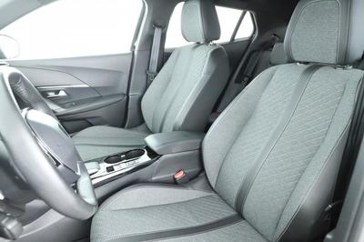 Peugeot 2008 1.2 PureTech Allure Eat8 131 ch