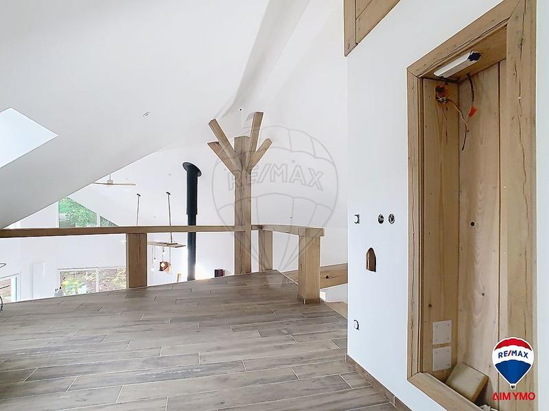 Maison - 300 m² - 10 pièces