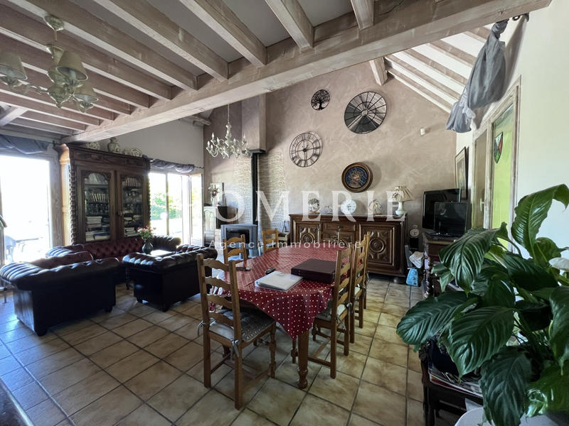 Propriété - 138 m² - 8 pièces