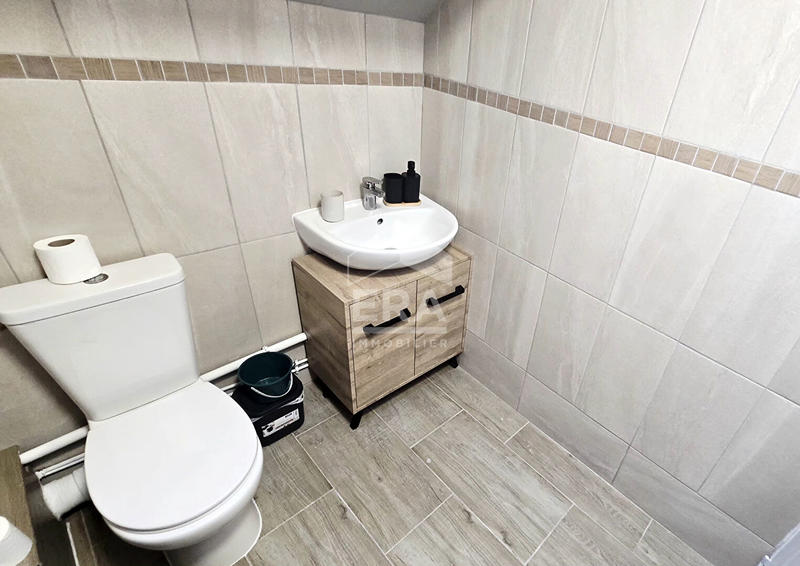 Maison - 185 m² - 6 pièces