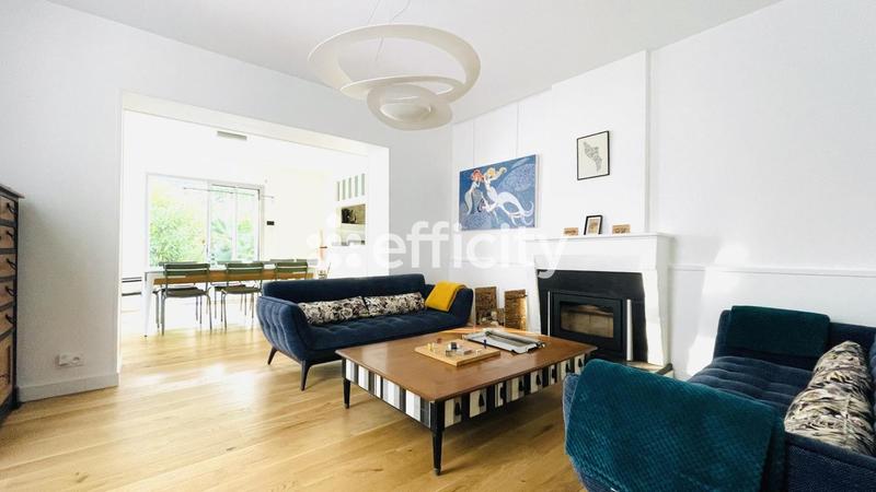 Maison en pierre - 200 m² - 8 pièces