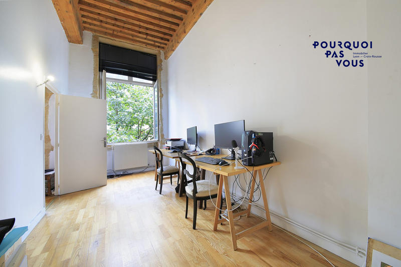 Appartement - 172 m² - 6 pièces