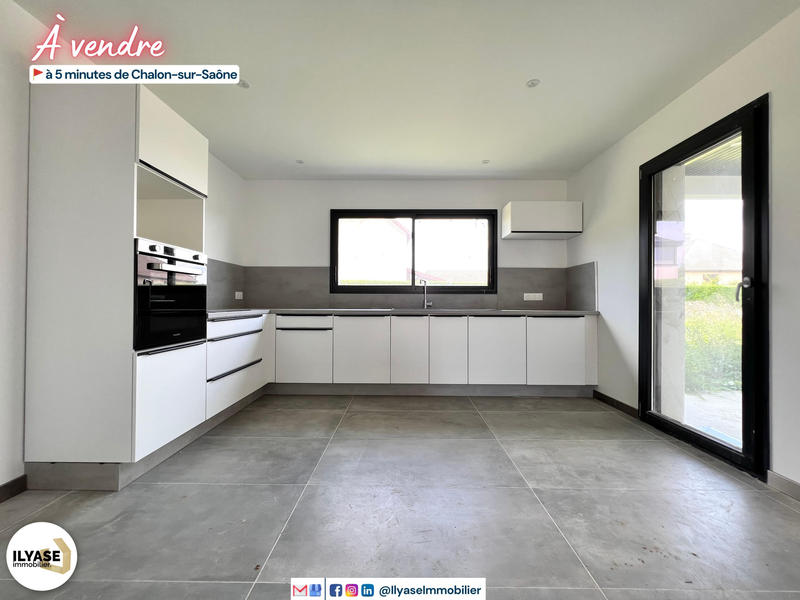 Maison - 146 m² - 6 pièces