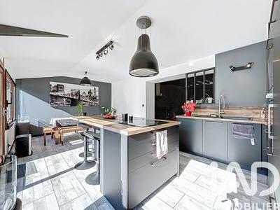 Maison - 146 m² - 6 pièces