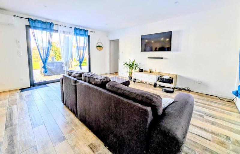 Maison traditionnelle - 138 m² - 6 pièces