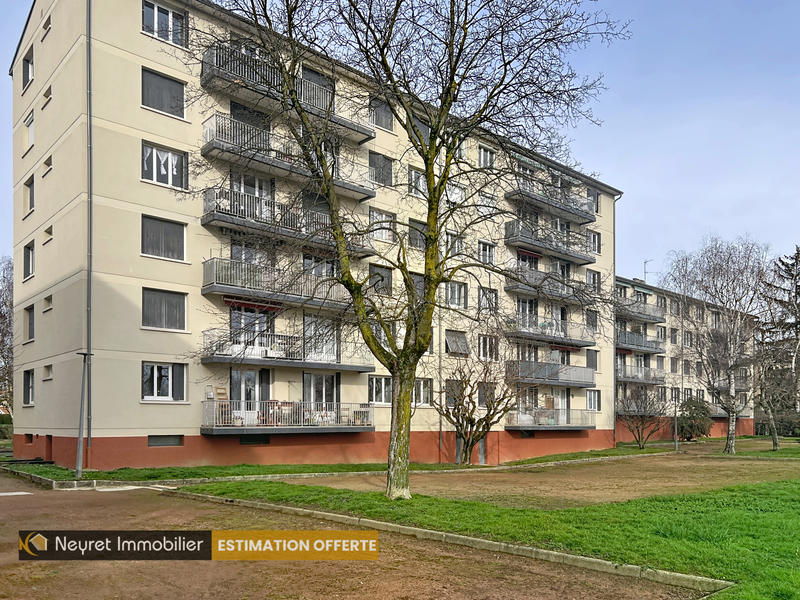 Appartement - 84 m² - 3 pièces