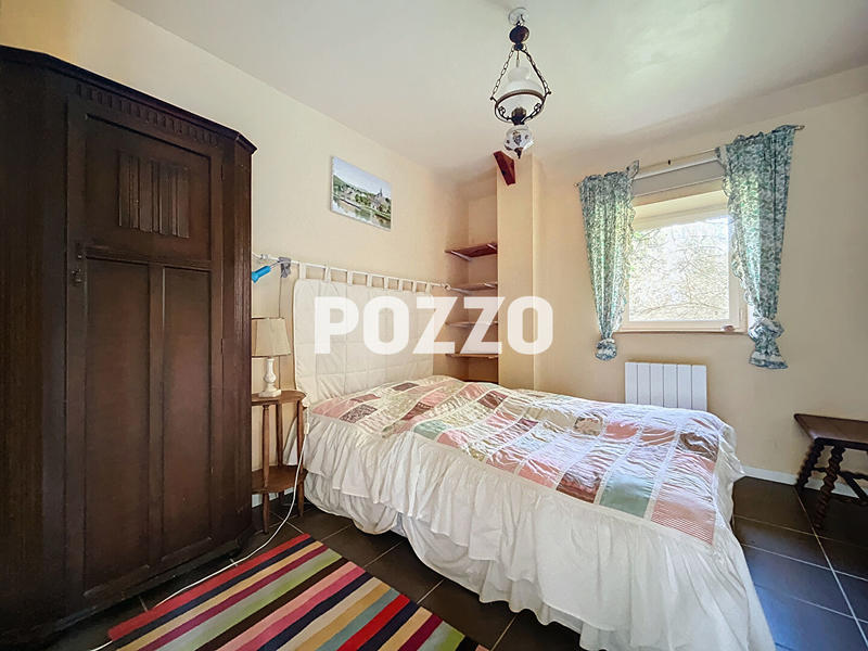 Maison - 439 m² - 16 pièces