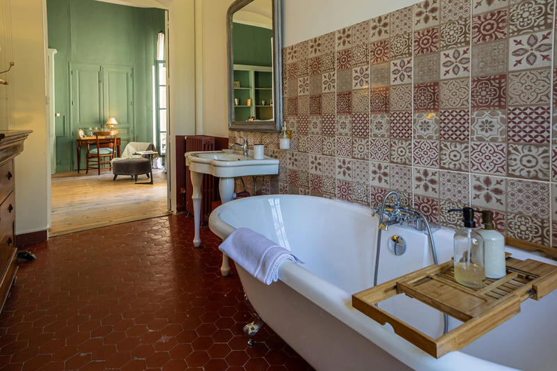 Maison - 520 m² - 8 pièces