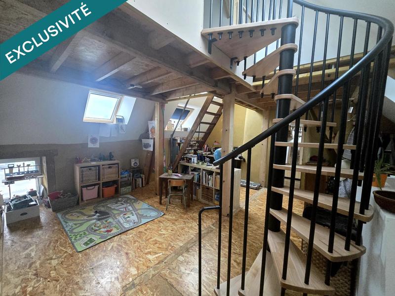 Maison - 95 m² - 4 pièces