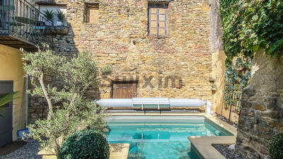 Maison de village - 178 m² - 8 pièces