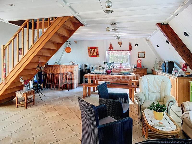 Maison - 341 m² - 10 pièces