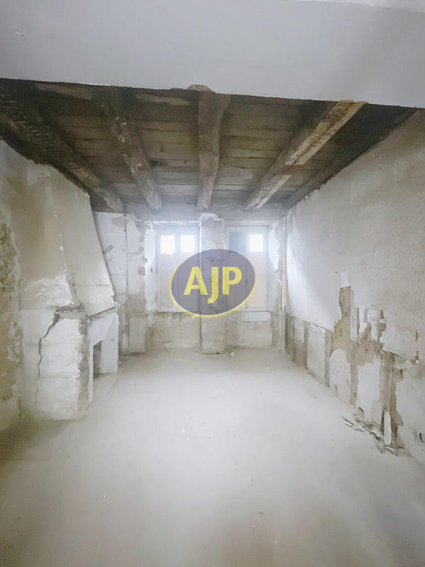 Immeuble - 5 pièces