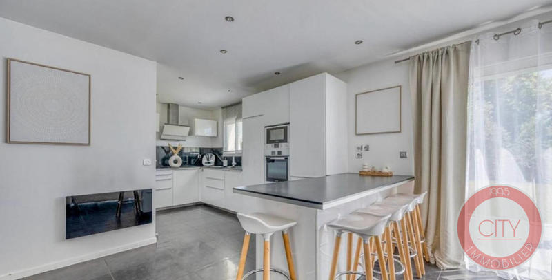 Maison contemporaine - 144 m² - 6 pièces