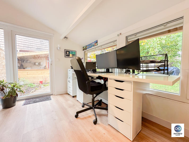 Maison - 147 m² - 7 pièces