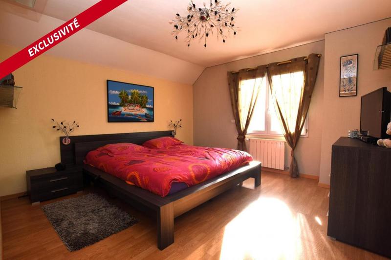 Maison - 182 m² - 8 pièces