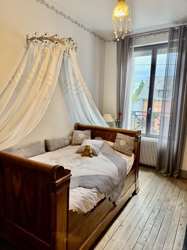 Maison ancienne - 164 m² - 8 pièces