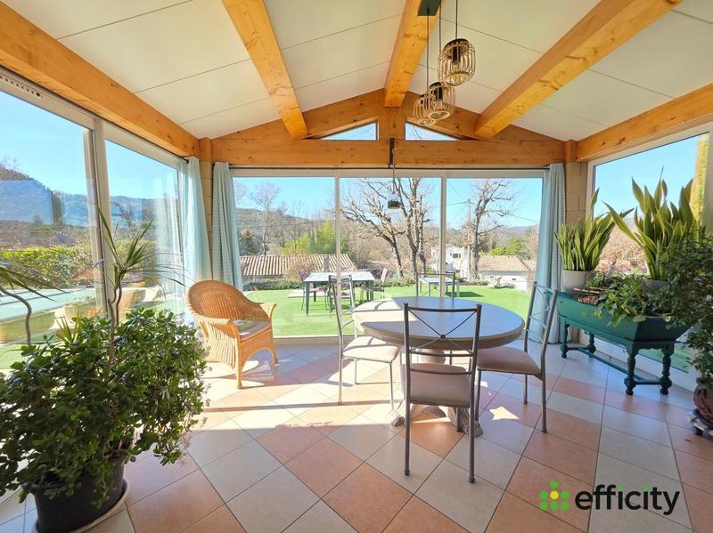 Villa - 118 m² - 6 pièces