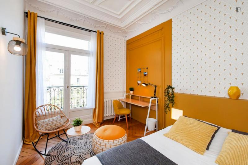 Chambre - 17 m² - 7 pièces