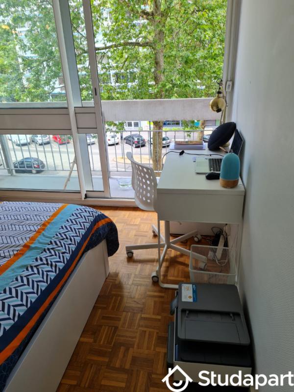 Chambre - 11 m² - 1 pièce