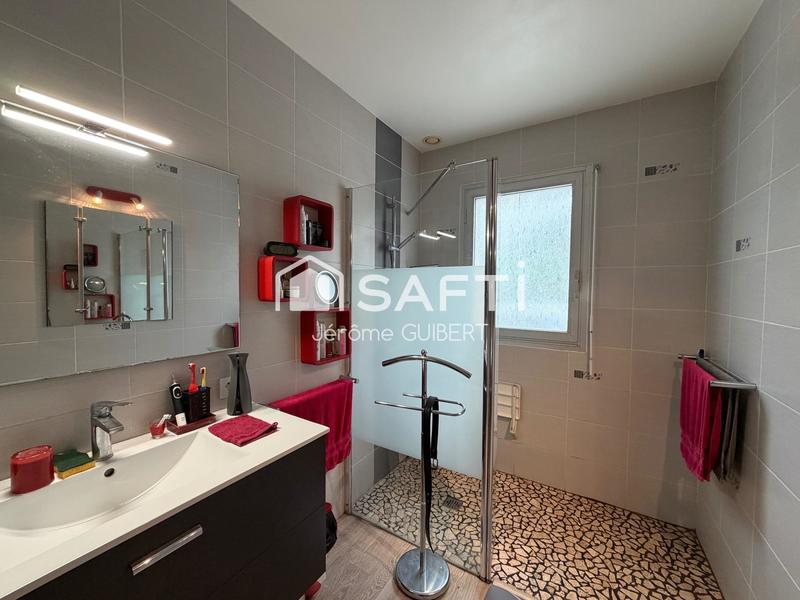 Maison - 94 m² - 5 pièces