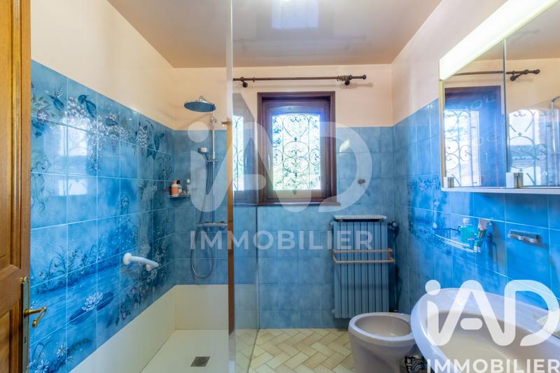 Maison - 178 m² - 7 pièces