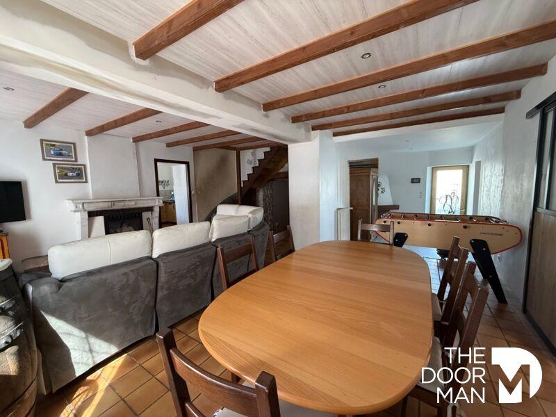 Maison - 160 m² - 5 pièces