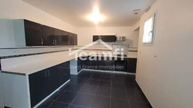 Maison - 122 m² - 4 pièces