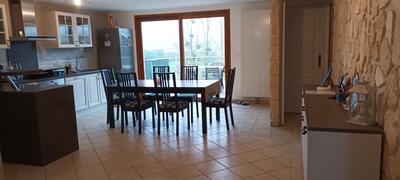 Maison - 165 m² - 7 pièces