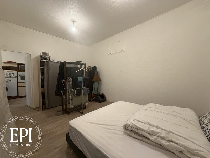 Local commercial - 588 m²