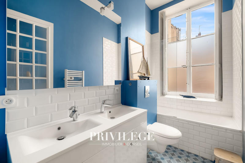 Appartement - 150 m² - 6 pièces