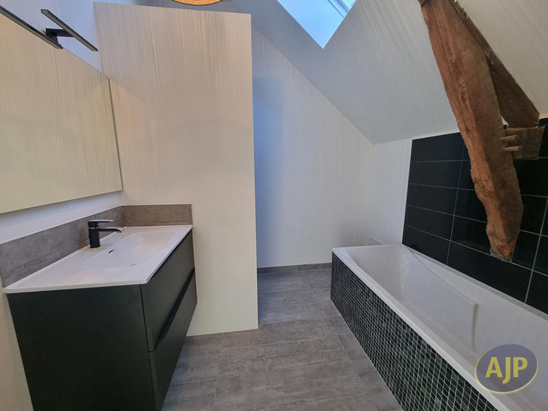 Maison - 153 m² - 5 pièces