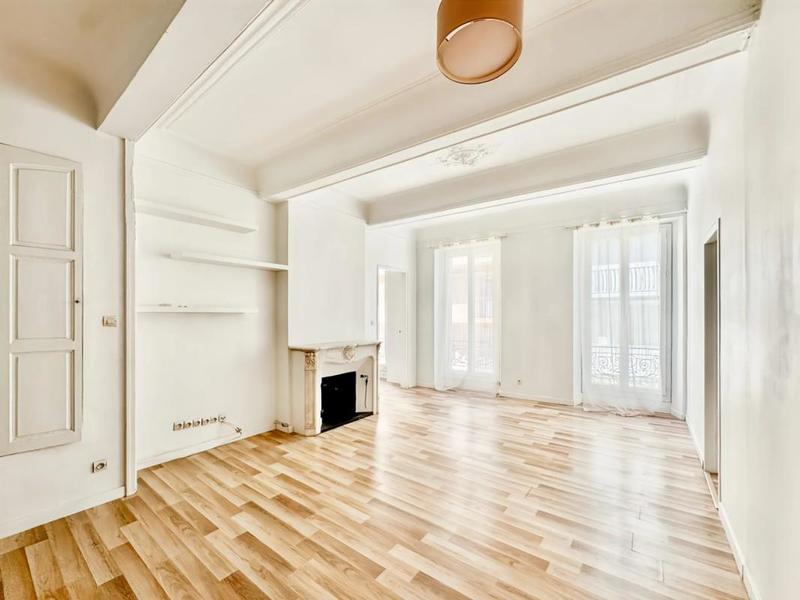 Appartement - 81 m² - 3 pièces